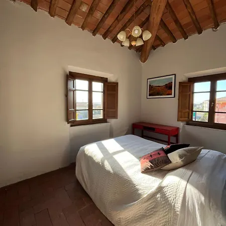 Stanza Accogliente E Ricercata *