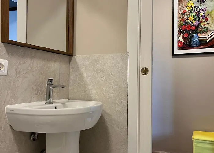 Stanza Accogliente E Ricercata *